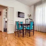 Residenza Via Albalonga