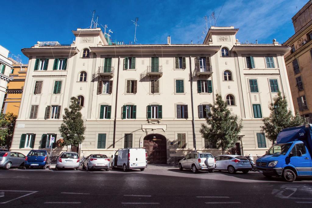 Via Albalonga * Rome