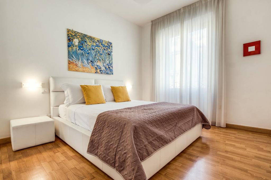 Apartment Via Albalonga Rome